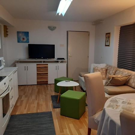 Apartment & Rooms Miboti Samobor Eksteriør billede